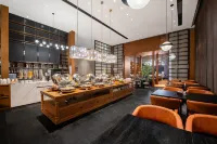 Mercure Hotel (Foshan Shunde Beijiao Park Metro Station)