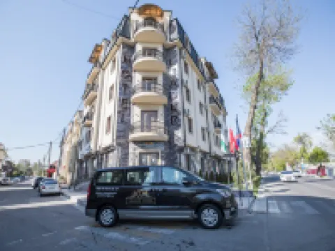 Leader Hotel Hotels near State Museum of the History of Uzbekistan