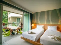 Mad Monkey Phuket Hotel di Phuket