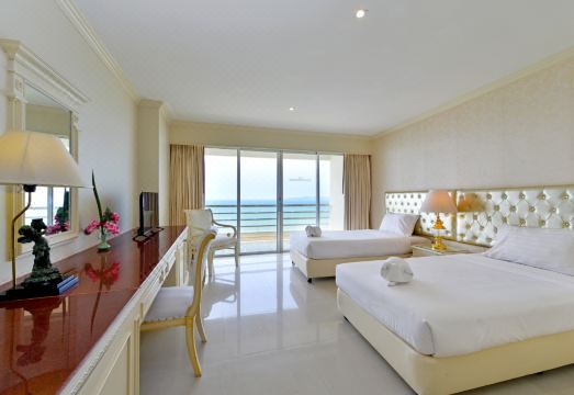 아드리아틱 팰리스 호텔