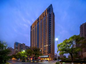 Jiujiang Jiulong Yunjing Hotel