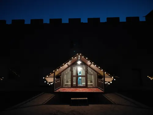 Shanshan Longmen Inn Desert Camp