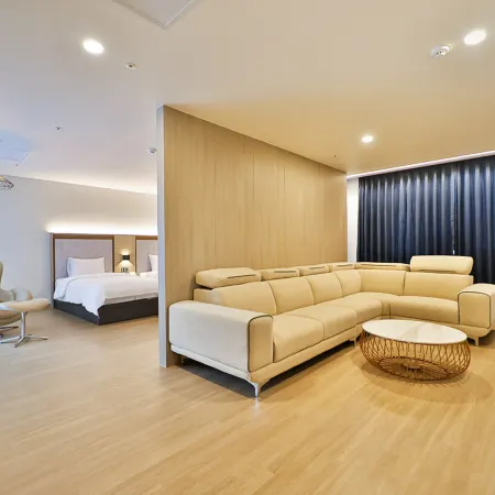city hotel
