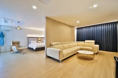city hotel