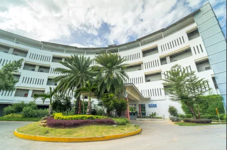 Solea Seaview Resort (Newly Renovated) Отели в г. Кордова