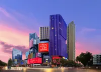 โรงแรมซิงเฉิง เยว่เจียง สระว่ายน้ำ (ศูนย์กั๋วจิน ไอเอฟเอส จัตุรัสอู่ยี่ ฉางซา)