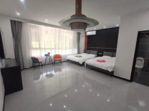 Shapai Homestay (Meihekou Northeast Nightless City Hailong Lake)