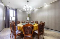 Shankee Hotel (Korla Kongque River) - فطور
