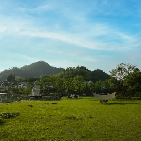 Kaihua Ruibo Resort Hotel