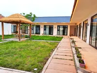 Tekes Banshan Tingfeng Homestay