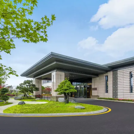 Lakeside Hanwen Hotel