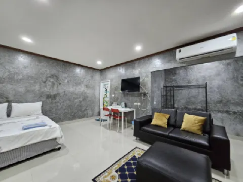 Guesthouse Phuket Airport Hoteles cerca del Aeropuerto Internacional de Phuket