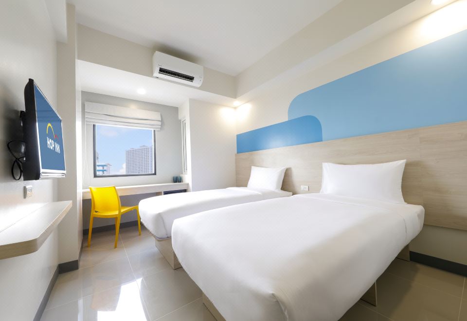 3. 호프 인 호텔 ..