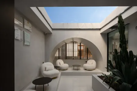 Lijiang Ancient City Boutique ·  Private Soup Resort Smart Life Hall