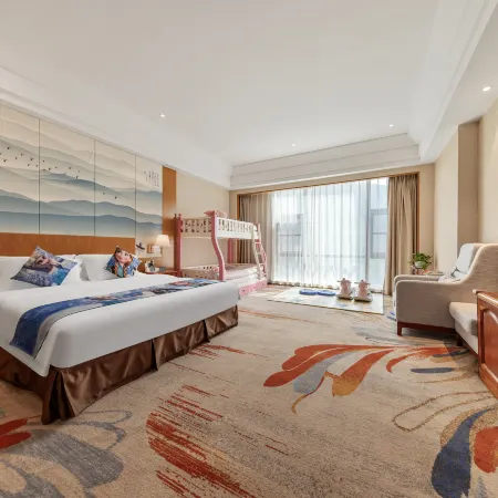 Jianmenguan International Hot Spring Hotel