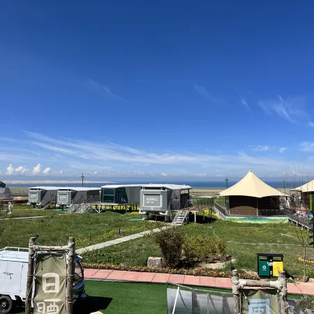 Qinghai Lake Tongbao Mountain Mountaineering and Lake Viewing Featured Wild Luxury Camping Homestay