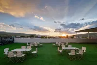 Jiangye Xinghe Stellar Panorama 180° Mountain-viewing Themed Guesthouse