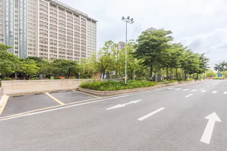 HanTing Hotel (Zhongshan Xingzhong Plaza Traditional Chinese Medicine Hospital)