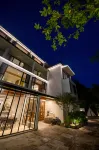 Ruoyun Bapin Hostel Hotels in Linan Taihuyuan Scenic Area