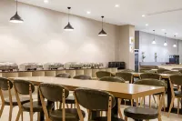 Yitel Trend (Cixi Hangzhouwan Century City)