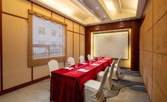 Starway Hotel (Wuyishan Tourist Resort)