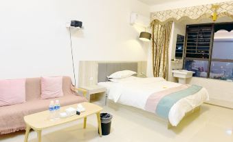 Ruitong Homestay (Baijie Jin Street)
