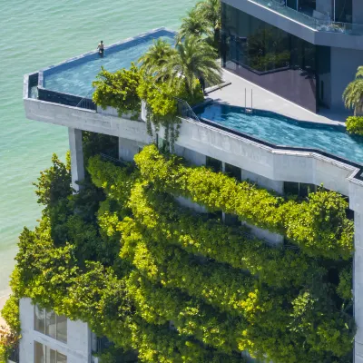 M Hotel Danang Отели рядом с достопримечательностью «Пляж Нонуок»