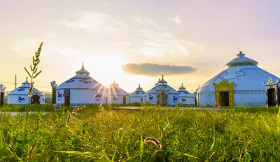 Wulan Jingyuan Homestay (Hada Volcano) Hotels near Feixiang Square