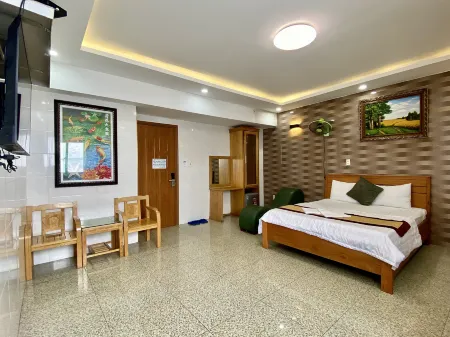 Hoàng Quân Hotel - Gò Vấp