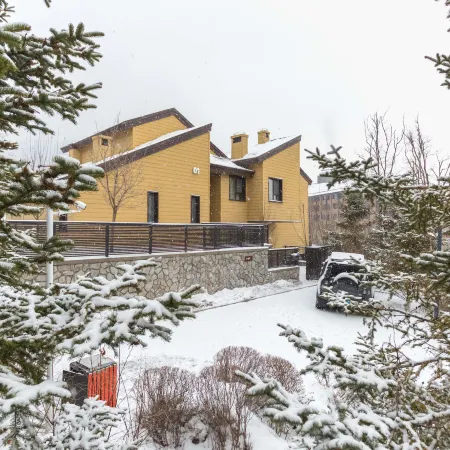 Ski Villa of Lake Songhua Resort