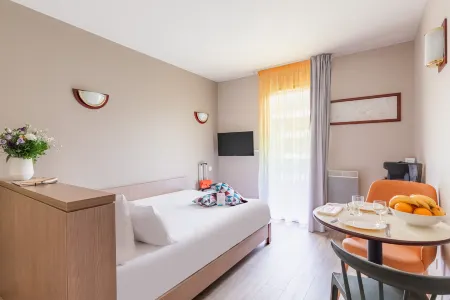 Appart'City Confort Nantes Cité des Congrès Отели рядом со станцией GARE SNCF ACCESS NORD RAILWAY STATION