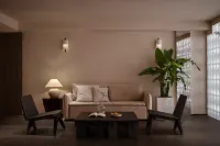 Seven Letters · Zhanyue Hotel - 5-Star