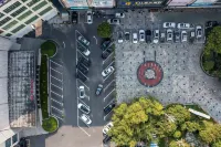 Four Seasons Hotel De'an - parking