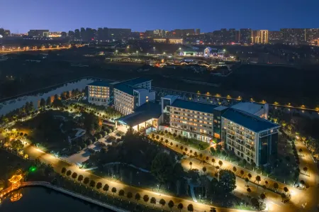 WYNDHAM GARDEN QIANJIANG DOWNTOWN