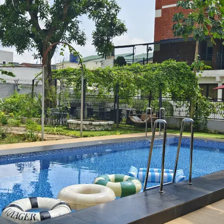 JUN YUE Lagos Landmark Centre Tafawa Balewa Muritala Airport hotel