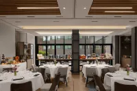 Courtyard by Marriott Paris Porte de Versailles Hotels in Issy-les-Moulineaux