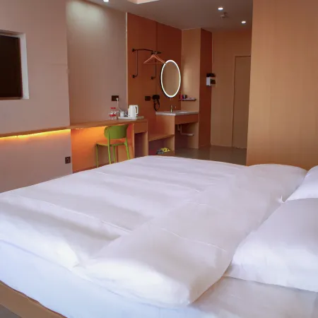 Anfu Junyue Hotel
