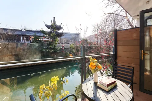 Shui Shang Lou Hotel (Nanjing Confucius Temple Old Gate East Branch)