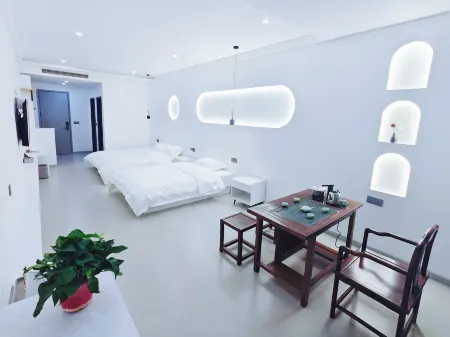 the Yuntai Mountain Yunyin·Shanye Hotel Отели рядом с достопримечательностью «Yuntai Mountain Scenic Area»