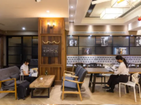 G11 NingTsui Hotel Hotels near Taichung Park