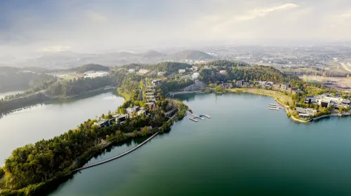 Jinshuo Holiday Hotel