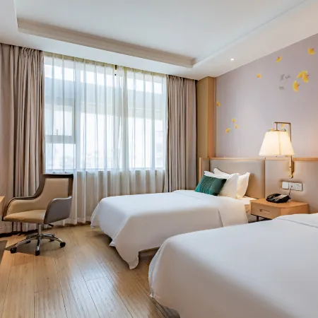 Nantai Crystal Hotel (Chongzhou Branch)