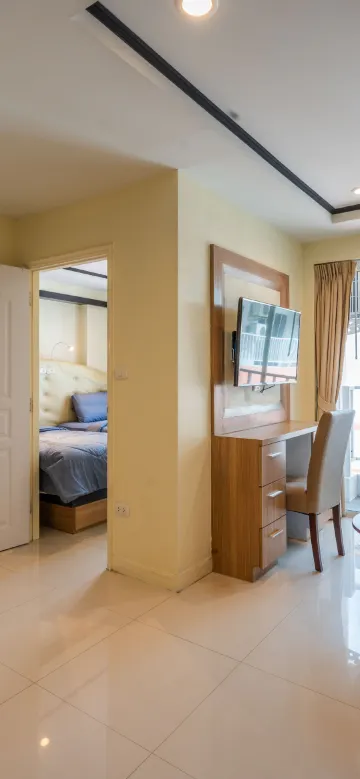 508 1 Bedroom Apartment