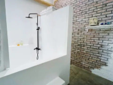 White&Light B&B 佳楽水周辺のホテル