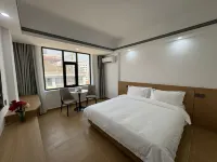 Yaduo Hotel Hotels near Mekong Riverside Park