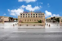 Taixinyuan Hotel (Baoquan Tourist Area Food Street)