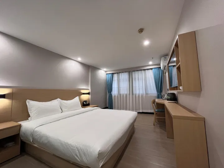 Yi-mi Hotel