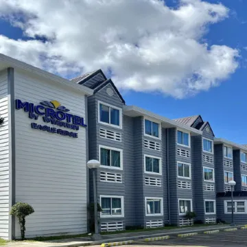 Microtel by Wyndham Eagle Ridge