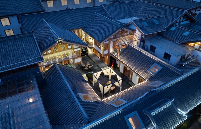 Far Hil Reflectsnow Hotel