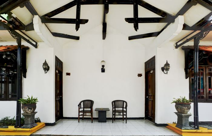 Hotel O Bungurasih Near Juanda International Airport Formerly Griya Waru Hotel